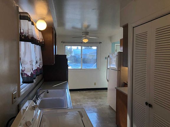 2nd image of 1223 Duncan Ave