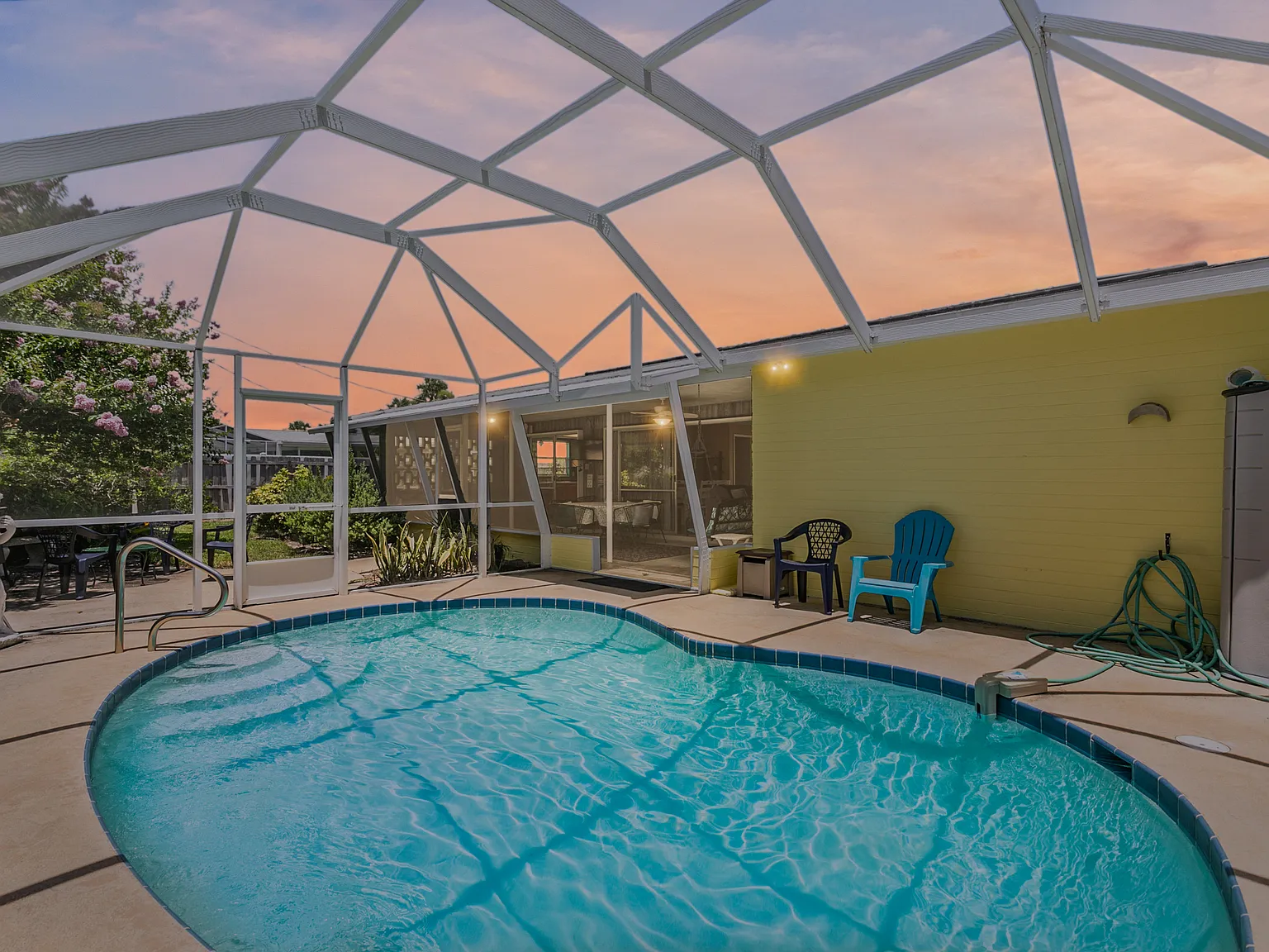 122 Ocean Grove Dr — Photo 2
