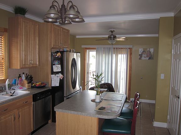 5th image of 4120 N Maplewood Ave #2