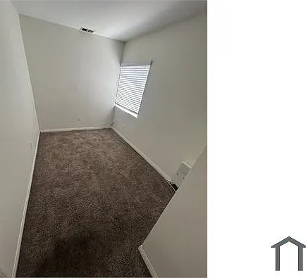 697 Stanley Ave — Photo 8