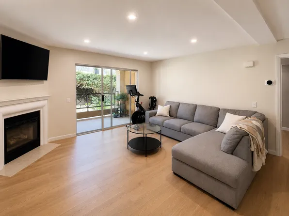 3201 Sello Ln Unit 107, Carlsbad, CA 92009
