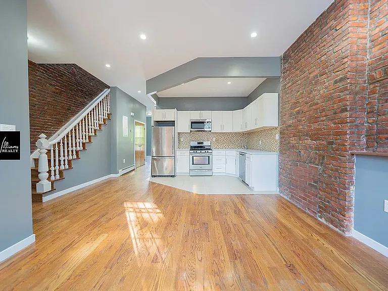697 Madison St #2 — Photo 2