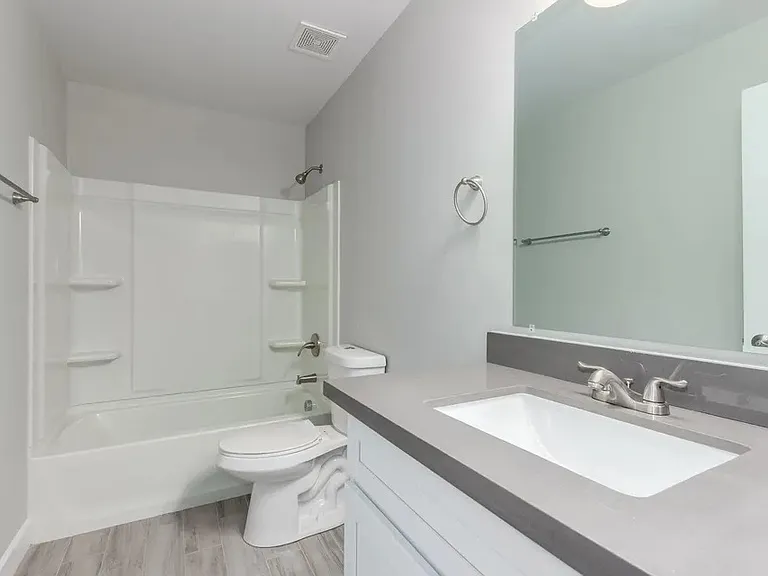 1014 E Odeum Ln — Photo 10