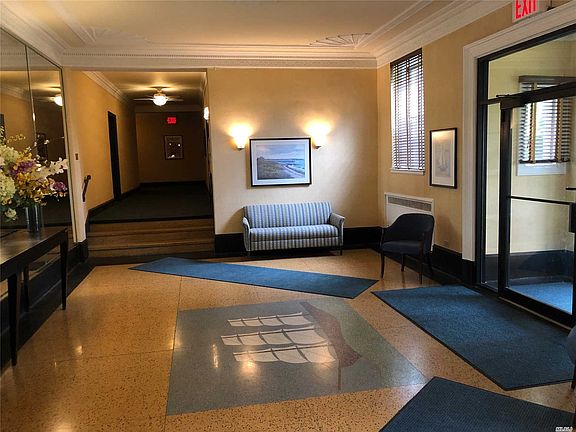 5th image of 1 Meadow Dr APT 3H