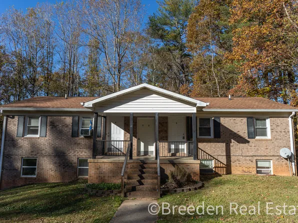 1466 Kennedy Dr, Morganton, NC 28655