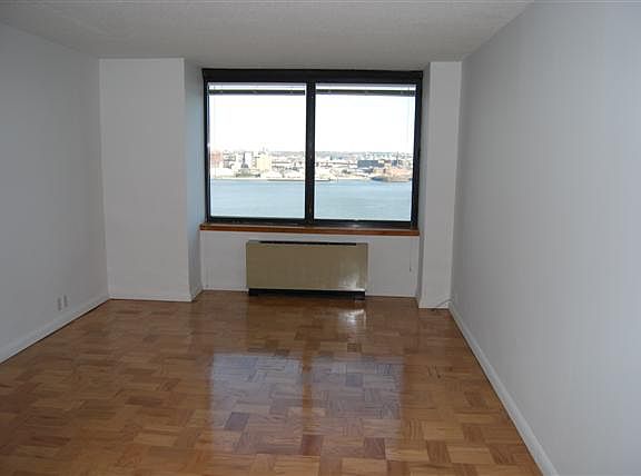 3rd image of 415 E 37th St APT 7B