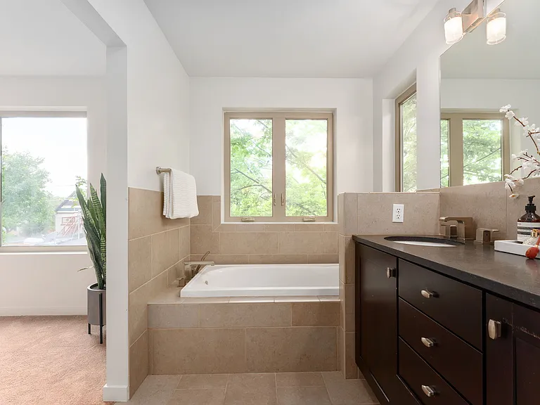 2155 S Logan St #2155 — Photo 47