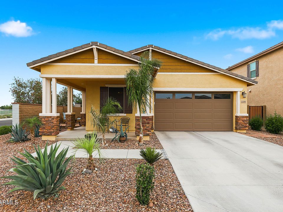 1st image of 2208 E PALMDALE Lane