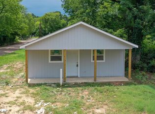 401 W Sunset Ave, Gladewater, TX 75647