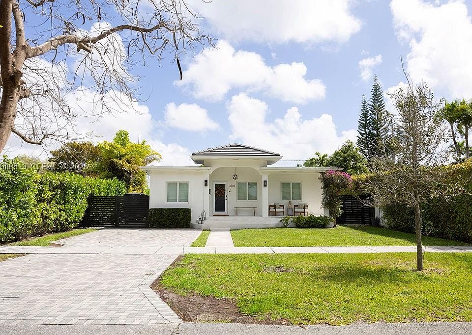 1st image of 3205 SW 68th Ave