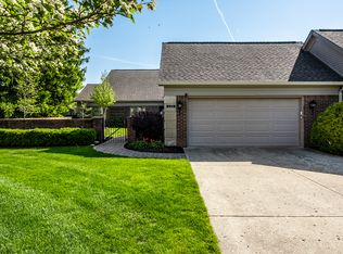 220 Olde Mill Cv, Indianapolis, IN 46260