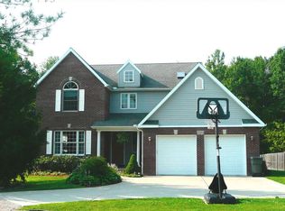 6105 W Wackerly St, Midland, MI 48642