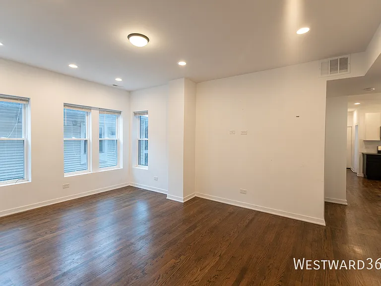 1339 W Early Ave #3R — Photo 5