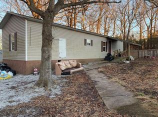 9627 Maxie Camp Rd, Harrison, AR 72601