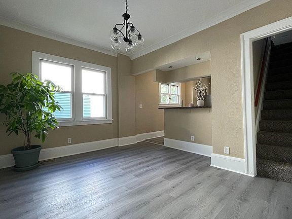 5th image of 482 Edmund Ave