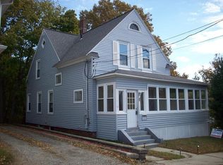 3 Holt Ave, Worcester, MA 01606