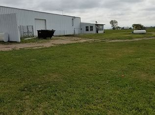 320 W 249th St, Chamberlain, SD 57325