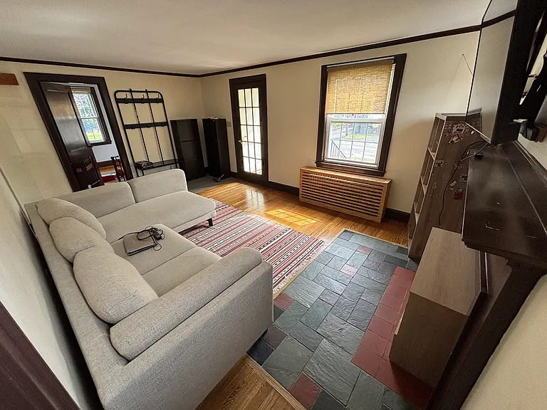 12 Eliot St — Photo 3