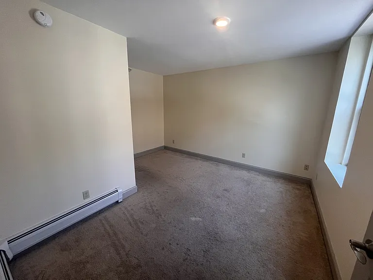 191 College St #203 — Photo 6