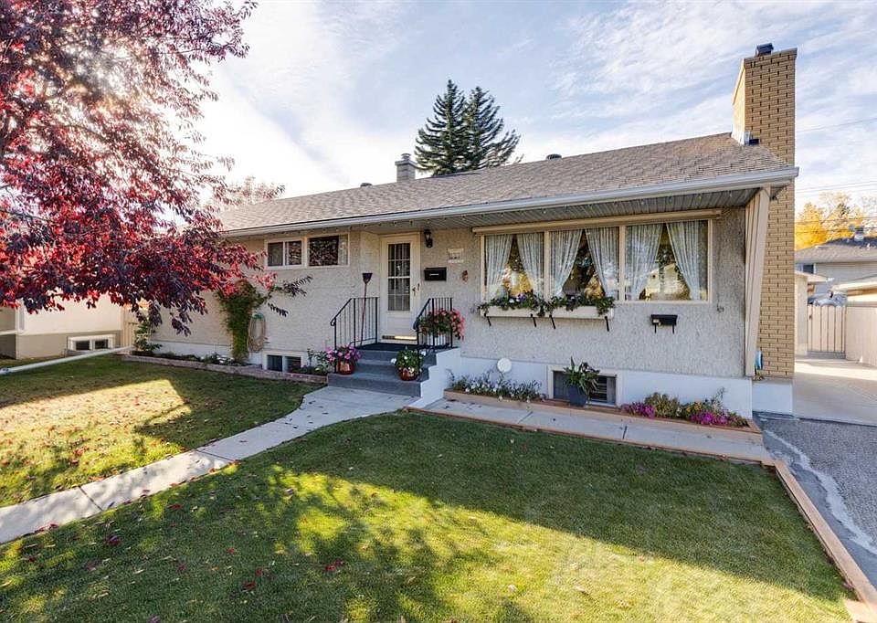 1st image of 275 SE Northmount Dr NW