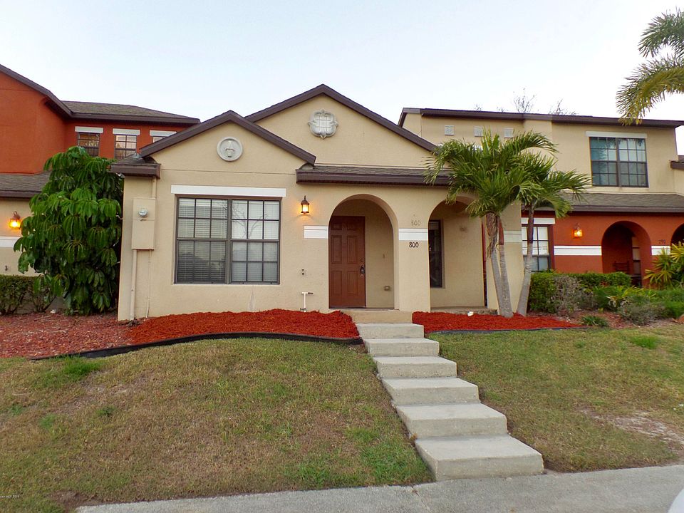 1st image of 800 Margie Dr