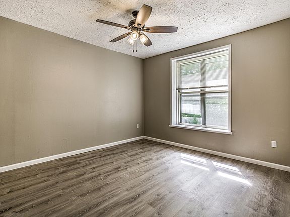 3rd image of 2632A S Jefferson Ave