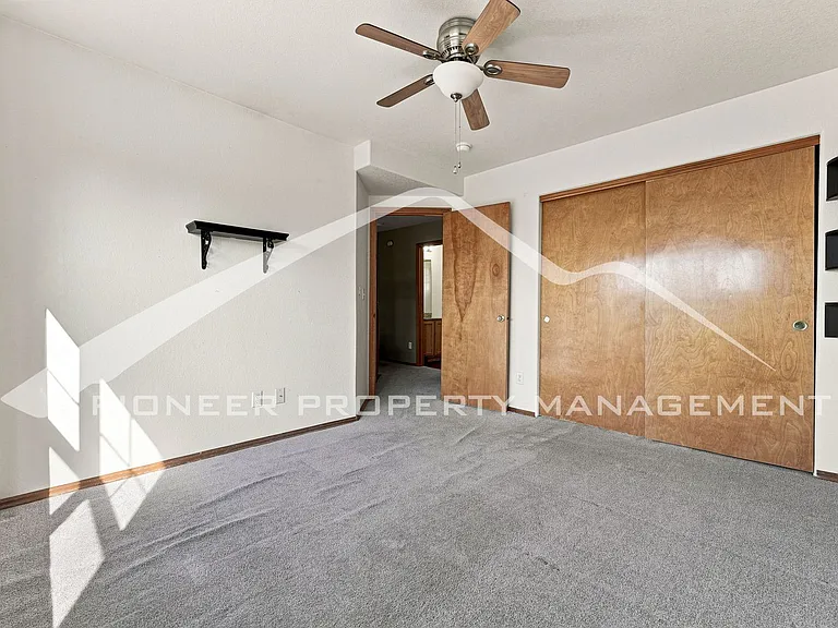 18834 E Prentice Dr — Photo 15