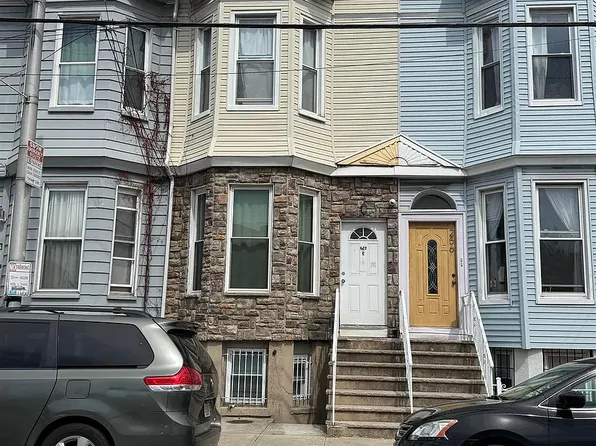 256 5 Fairmount Avenue image 1 of 9