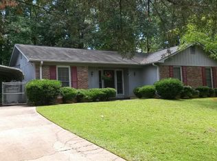 413 Woodland Dr, Lagrange, GA 30241