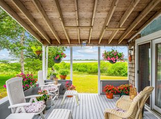 16 Gulls Cove Rd, West Yarmouth, MA 02673