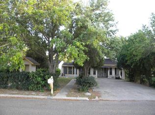 1210 S Airport Dr, Weslaco, TX 78596