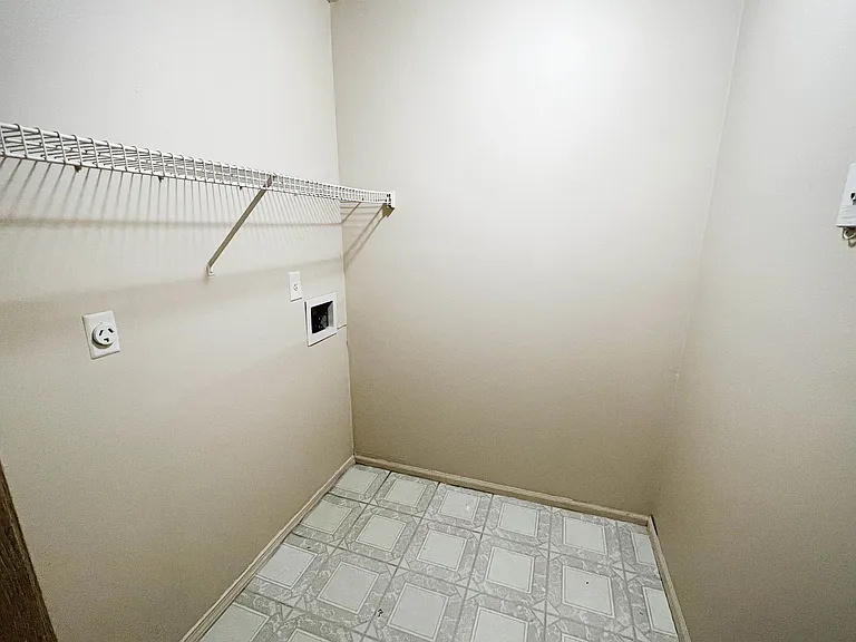 Eagle Crest Apartments — Photo 63