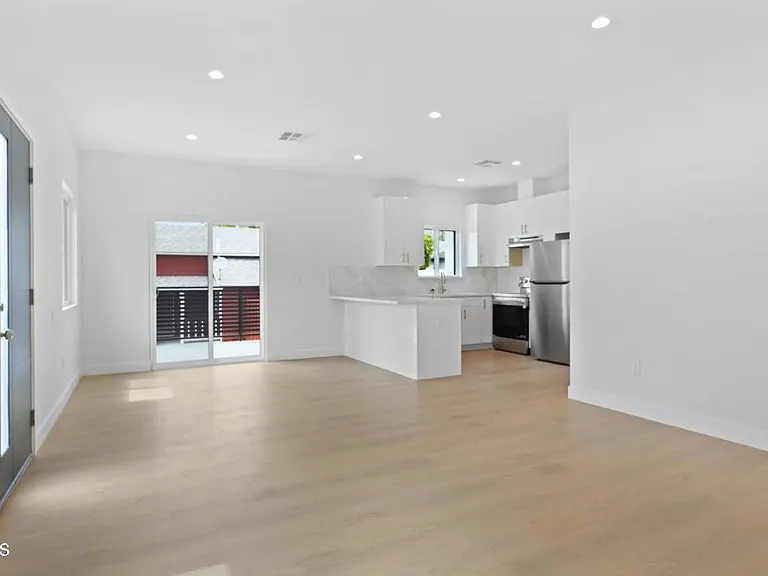 112 N Kenneth Rd #201 — Photo 6
