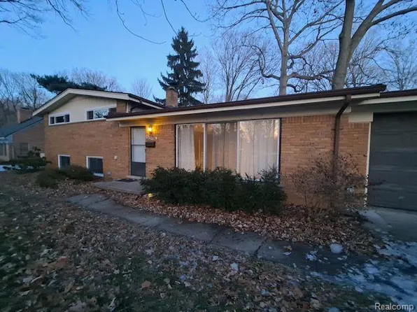 46254 Custer Ave, Utica, MI 48317