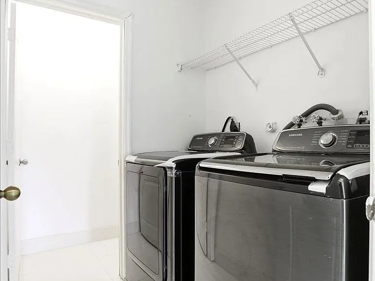3802 SW 165th Ter — Photo 39