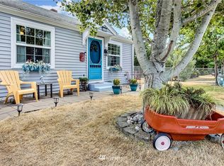 6135 Tacoma Ave S, Tacoma, WA 98408