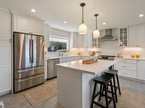 480 Alameda De La Loma, Novato, CA 94949