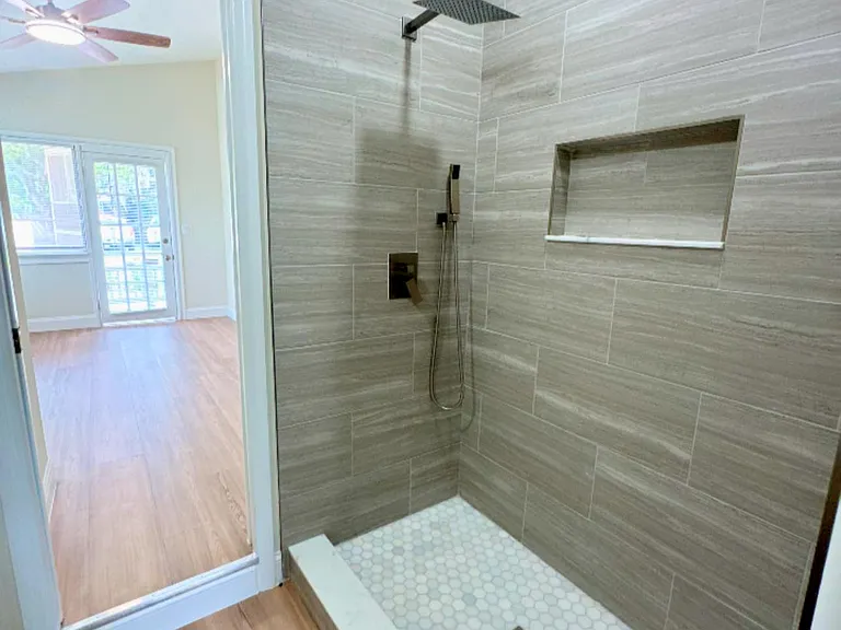 1019 Portage St #1 — Photo 9