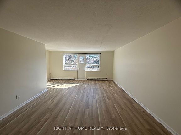 5th image of 1852 Lakeshore Rd W #2
