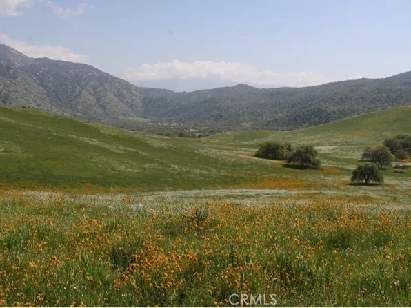 5570 Caliente Bodfish Rd, Caliente, CA 93518