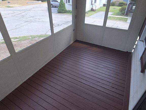 3rd image of 15 Tunnel Hill Court #11