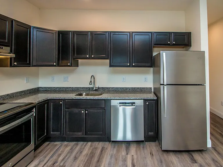 30 Alpine Place Dr #104 — Photo 6