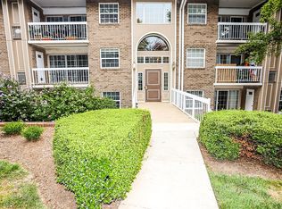 1931 Wilson Ln APT 203, Mc Lean, VA 22102