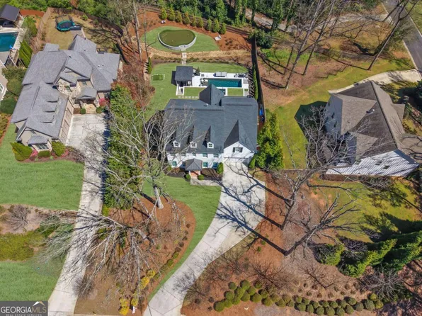 5849 Long Island Dr NW, Sandy Springs, GA 30328