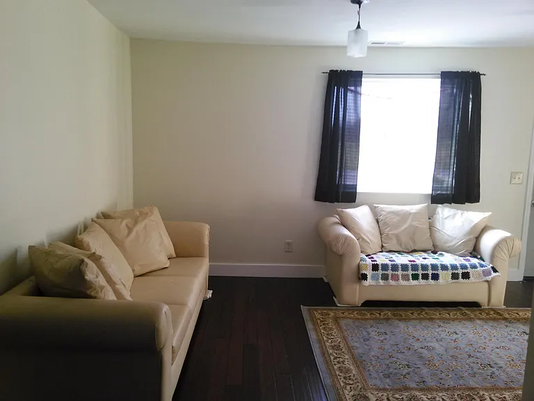 317 Parker St — Photo 13