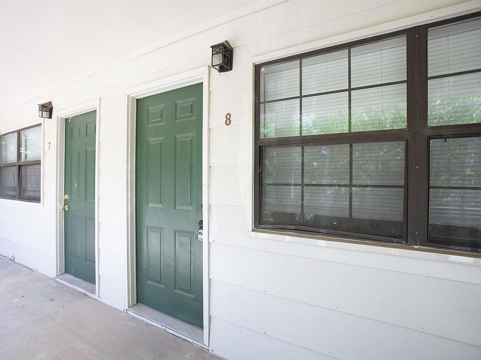 1st image of 1906 N Bryant St APT 15