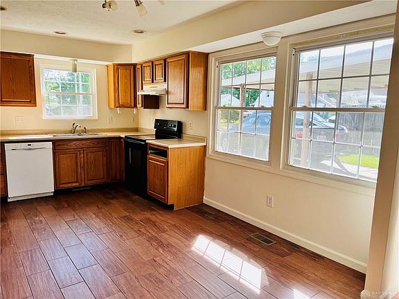 5th image of 59 Lynnhaven Dr