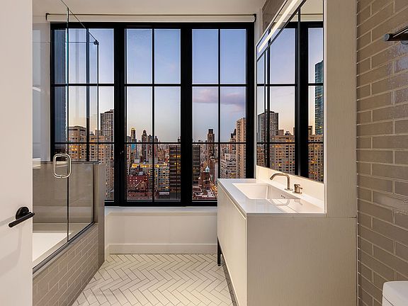 4th image of 959 1st Ave #25A