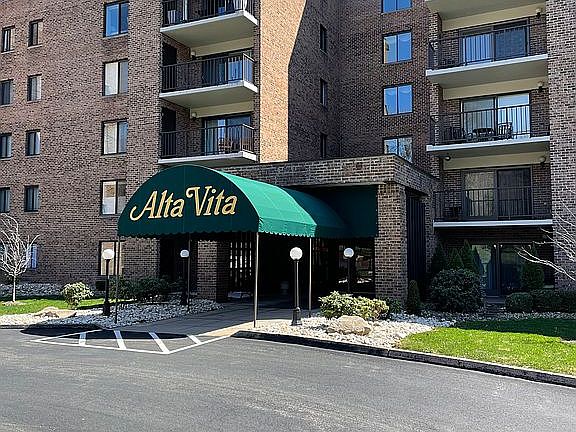 4th image of 3 Alta Vita Dr