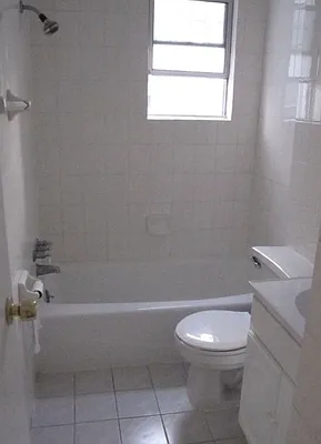 Rented by G2 Realty Group LLC | media 4